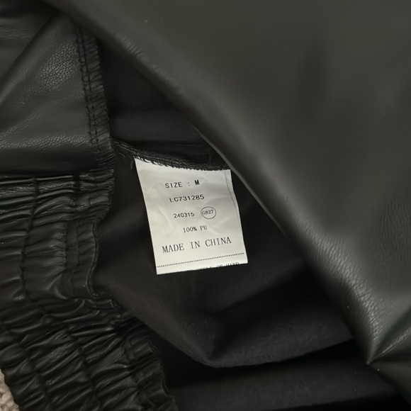 Faux Leather Skort - Picture 4 of 6